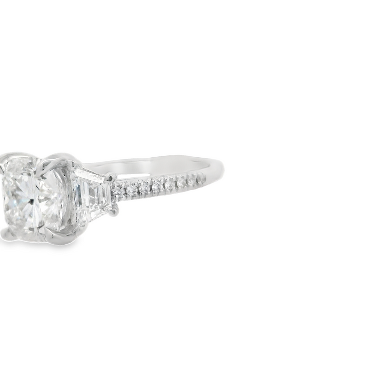 DIAMOND ENGAGEMENT RING - 3 CT CUSHION CUT CENTER