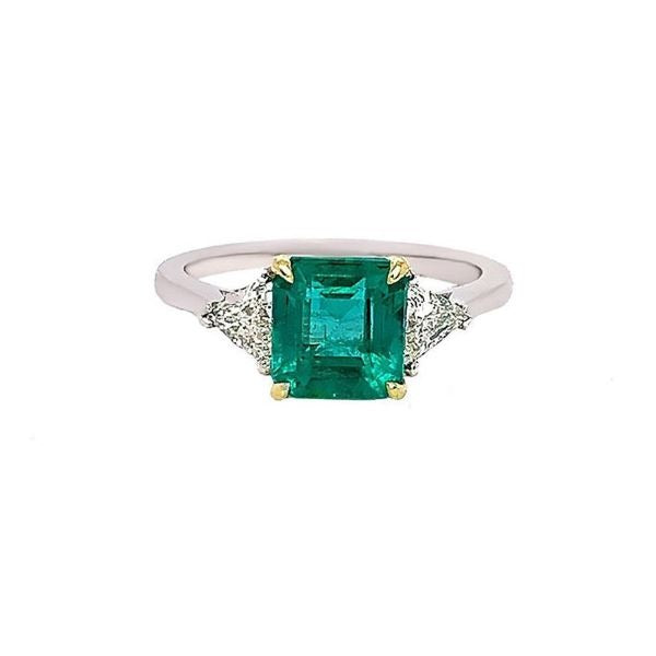 EMERALD & DIAMOND 3 STONE RING