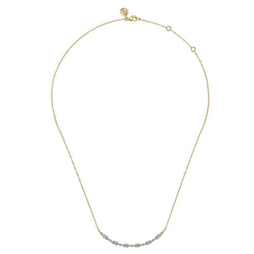 DIAMOND CURVED BAR NECKLACE