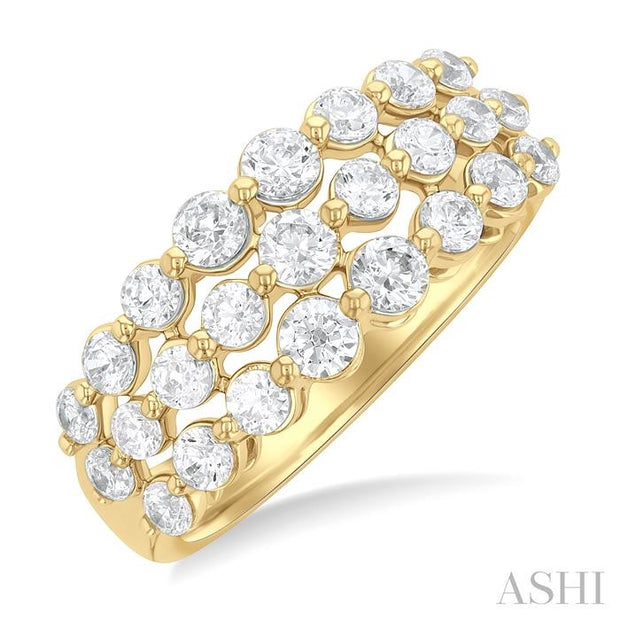 ASHI - 3 ROW GRADUATED DIAMOND RING