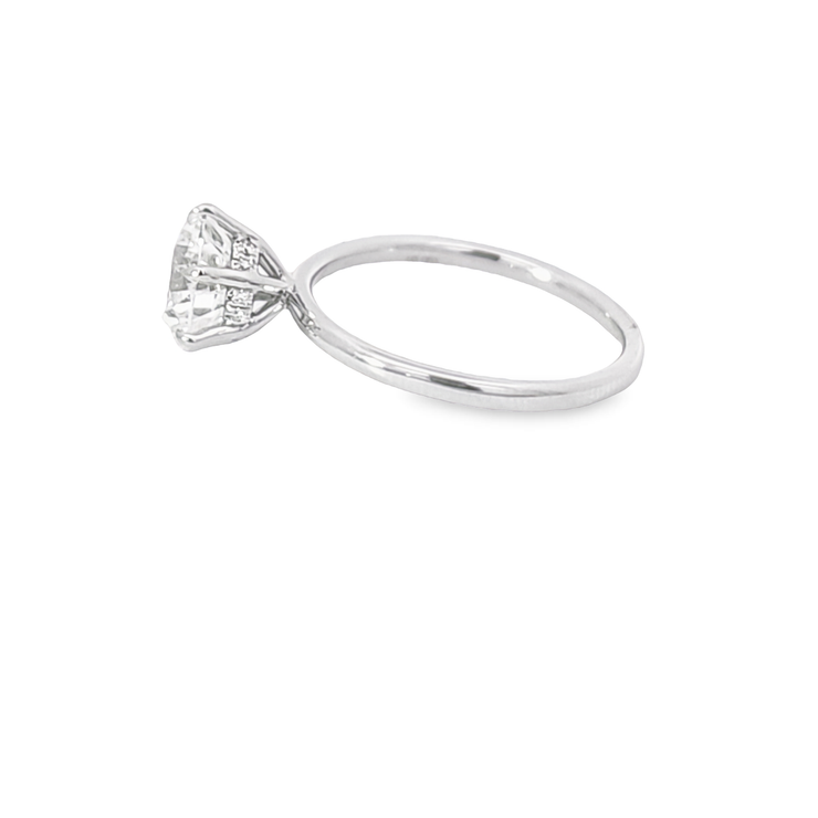 DIAMOND ENGAGEMENT RING - 2 CT ROUND CENTER