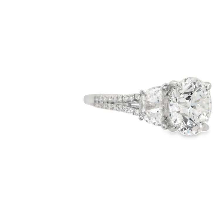 DIAMOND ENGAGEMENT RING - 4 TCW ROUND CENTER