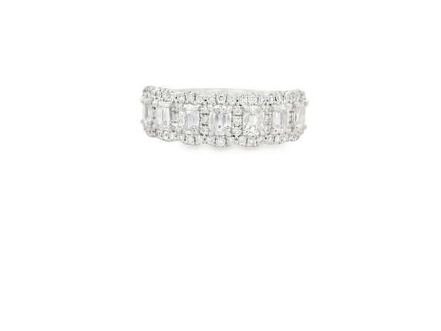 HENRI DAUSSI - DIAMOND HALO FASHION RING