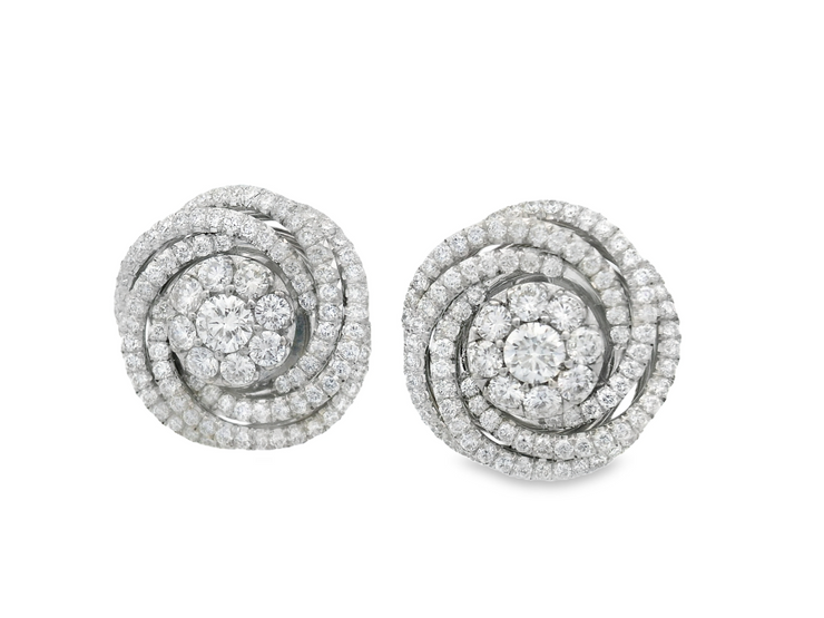 DIAMOND CLUSTER FLOWER EARRINGS