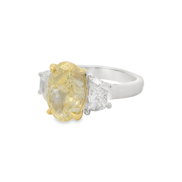 YELLOW DIAMOND 3 STONE RING