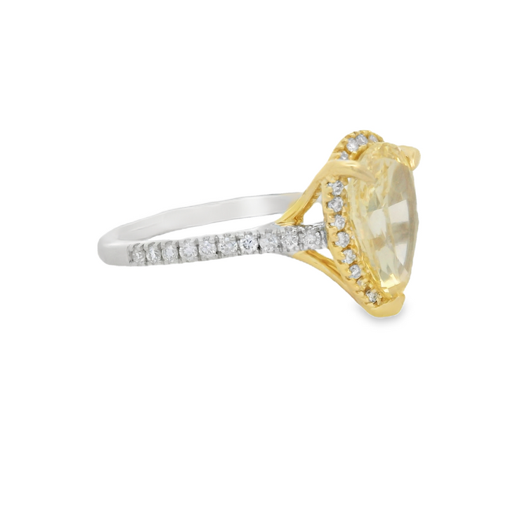 PEAR SHAPED YELLOW DIAMOND RING