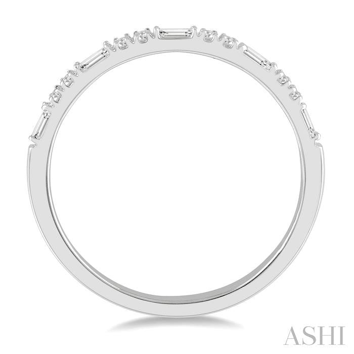 ASHI - ROUND & BAGUETTE DIAMOND BAND