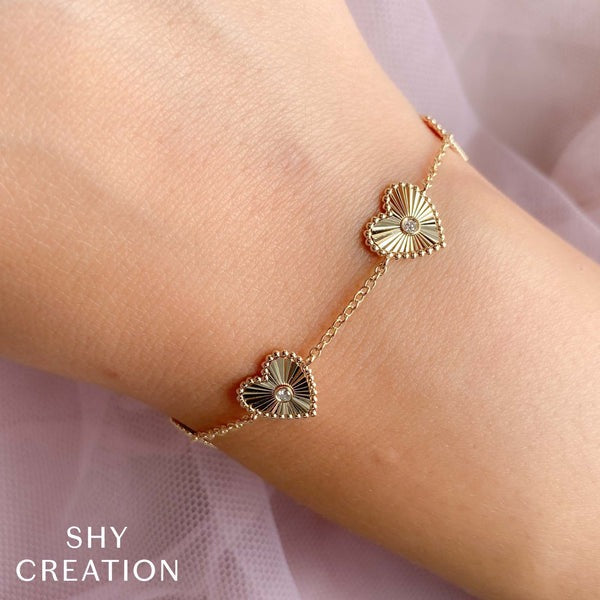 Shy Creation - Fluted Heart Diamond Bracelet