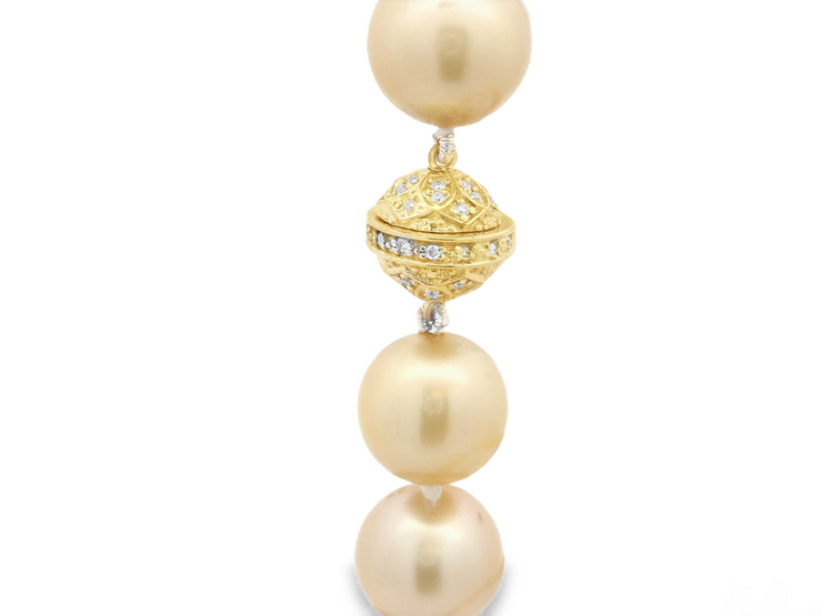 GOLDEN SOUTH SEA PEARL NECKLACE WITH DIAMOND CLASP