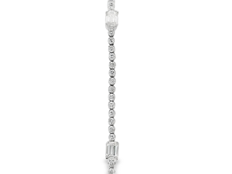 EMERALD CUT & ROUND DIAMOND TENNIS BRACELET