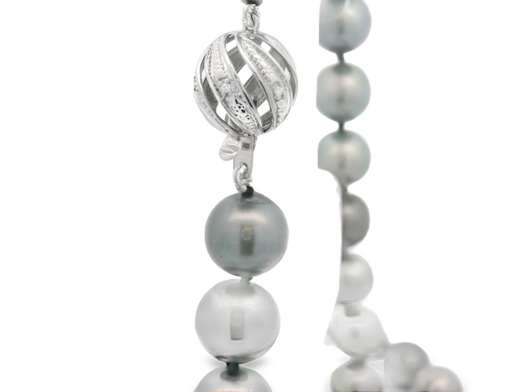 TAHITIAN PEARL NECKLACE WITH PAVE DIAMOND CLASP