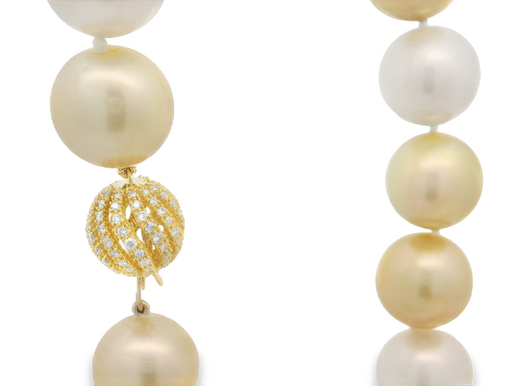 YELLOW & WHITE PEARL NECKLACE WITH DIAMOND GLOBE