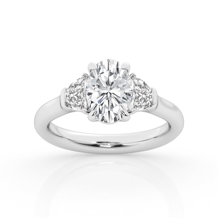 DIAMOND ENGAGEMENT RING - 2.26 CT OVAL CENTER