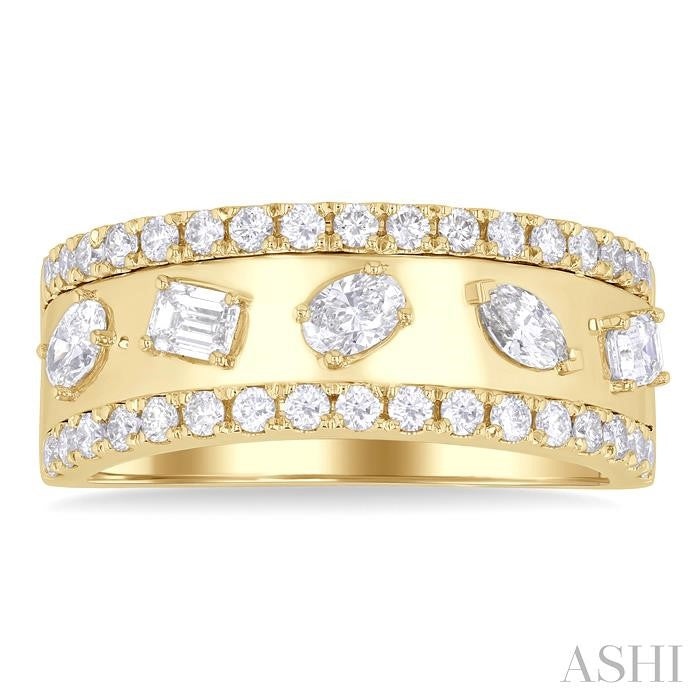 WIDE BAND DIAMOND RING