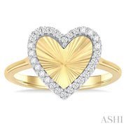 FLUTED HEART DIAMOND RING