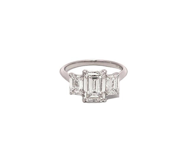 RAZ & PEREIRA - 3 STONE DIAMOND ENGAGEMENT RING