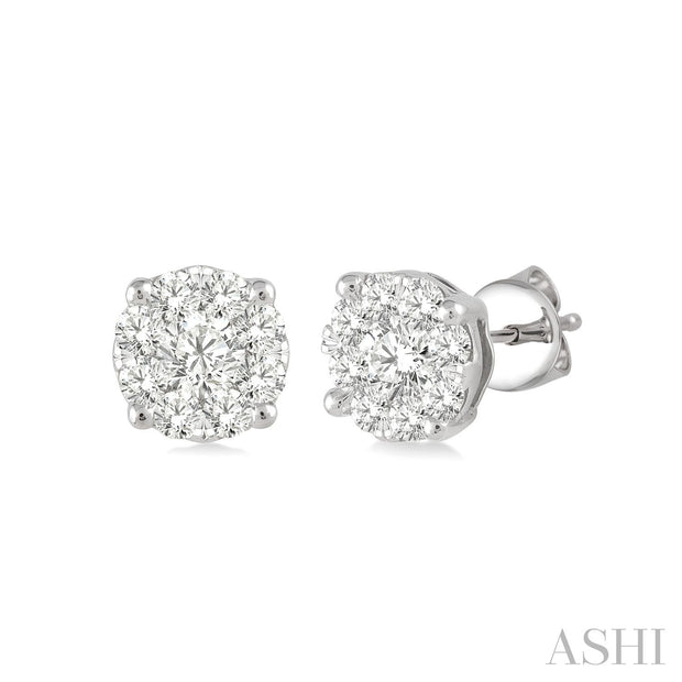 ASHI - 1/4 CARAT LOVEBRIGHT ESSENTIAL DIAMOND STUD EARRINGS