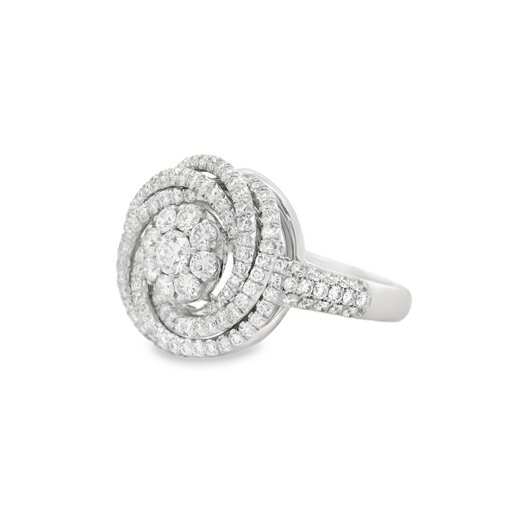 DIAMOND CLUSTER FLOWER RING