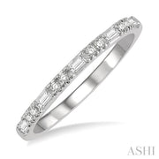 ASHI - ROUND & BAGUETTE DIAMOND BAND